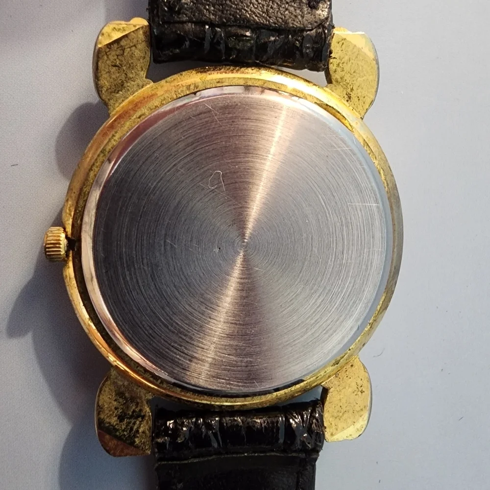 Elegant Gold and Black Women's Watch #7